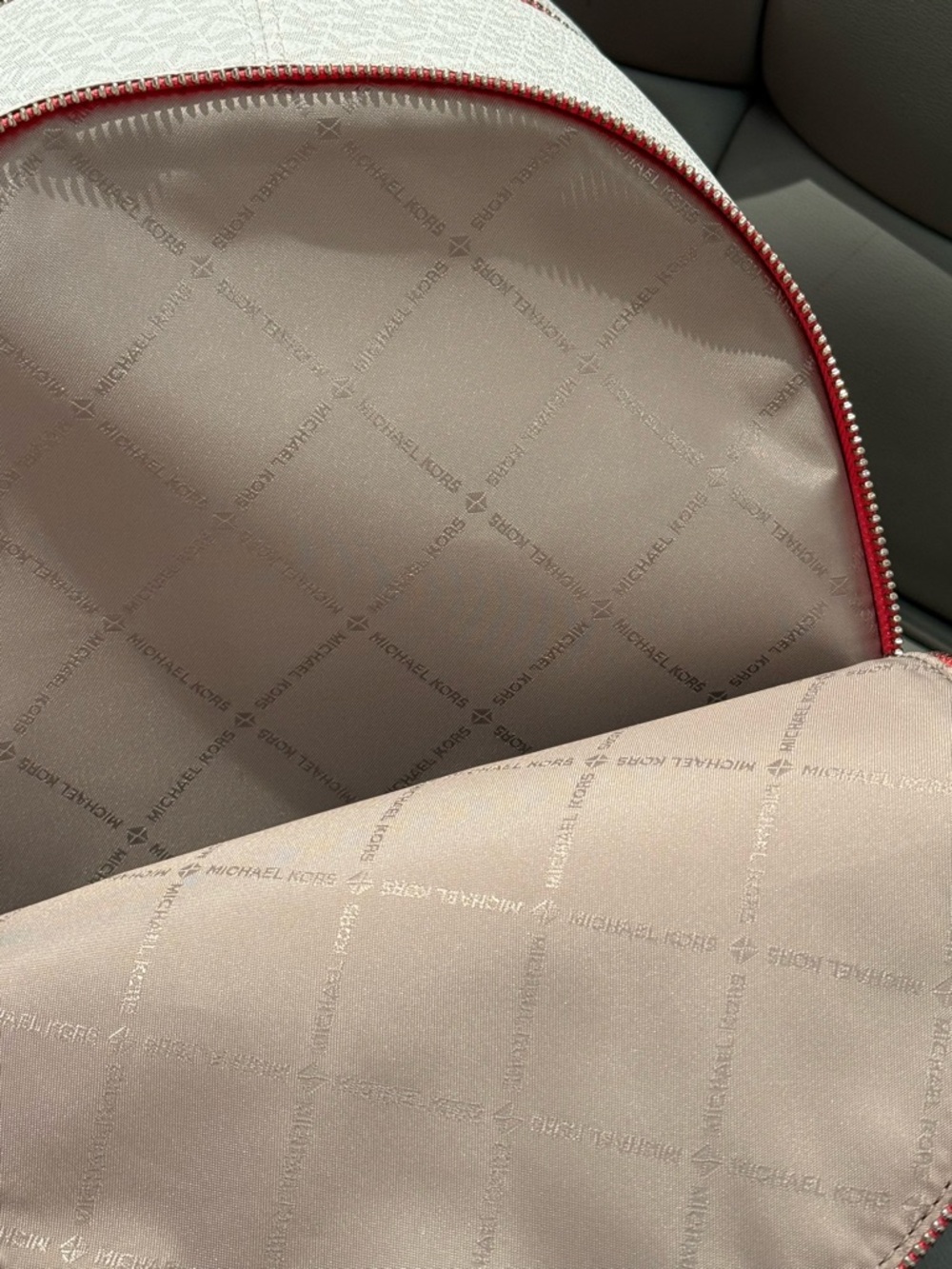 MICHAEL KORS Rhea Medium Color-Block Signature Logo Backpack - Picture 8 of 10
